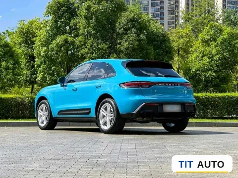 2022 Porsche Macan 4