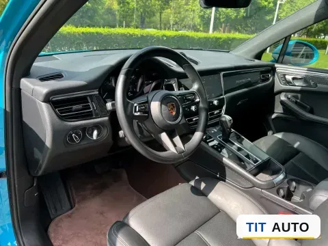 2022 Porsche Macan 7