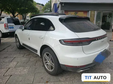 2020 Porsche Macan 4