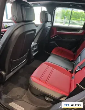 2025 Porsche Cayenne 6
