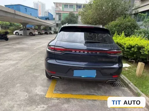 2018 Porsche Macan 4