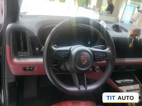 2024 Porsche Cayenne 3