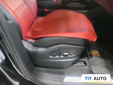 2024 Porsche Cayenne 7