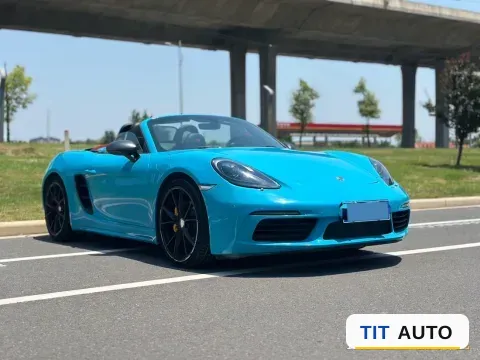 2019 Porsche 718 3