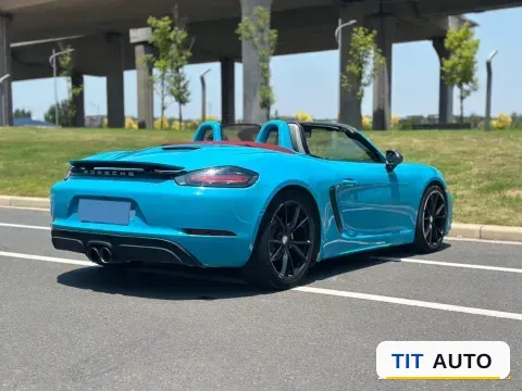 2019 Porsche 718 6