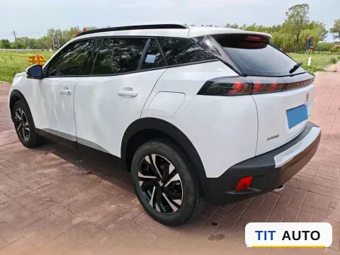 2022 Peugeot 2008 7