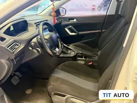 2018 Peugeot 308 4