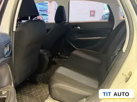 2018 Peugeot 308 5