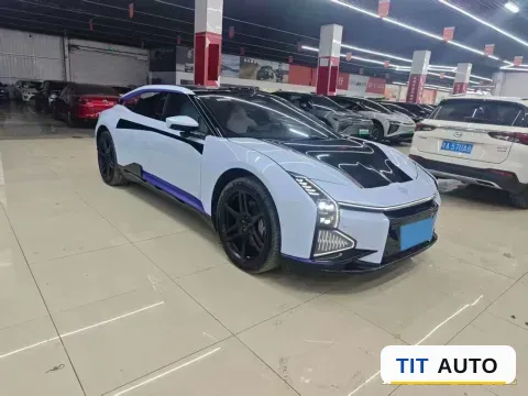 2023 HiPhi Z 3