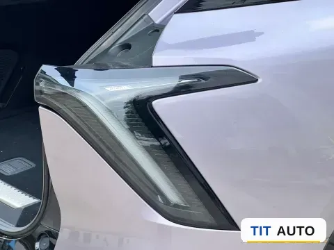 2023 HiPhi Y 7