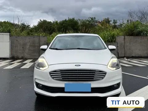 2019 Ford Escort 2