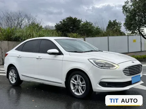 2019 Ford Escort 3