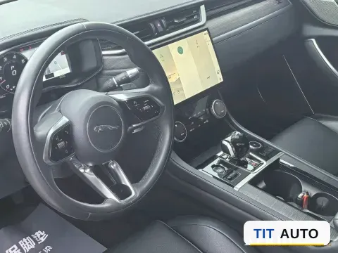 2022 Jaguar XFL 7
