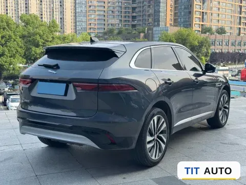 2022 Jaguar F-PACE 7