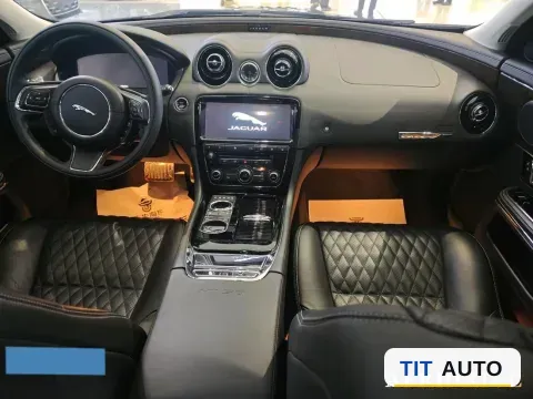 2016 Jaguar XJ 6