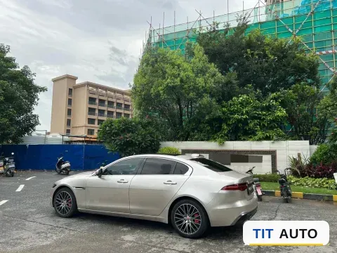 2020 Jaguar XEL 7