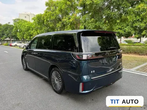 2025 Voyah Dream 7