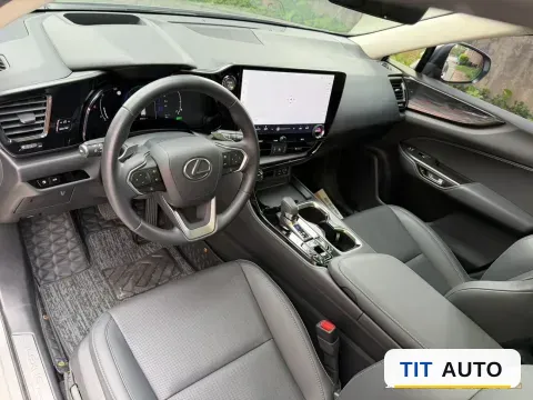 2023 Lexus NX 8