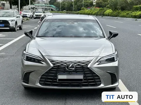 2025 Lexus ES 2