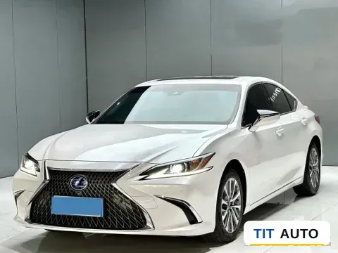 2021 Lexus ES