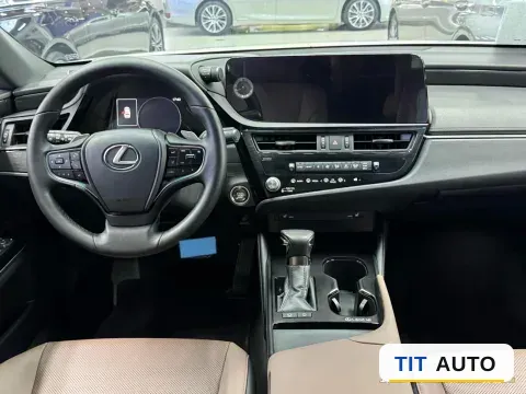 2023 Lexus ES 5