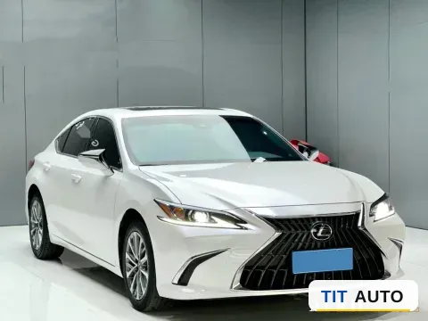 2021 Lexus ES 3
