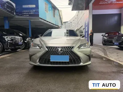 2023 Lexus ES 2
