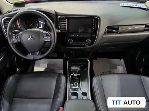 2019 Mitsubishi Outlander 6