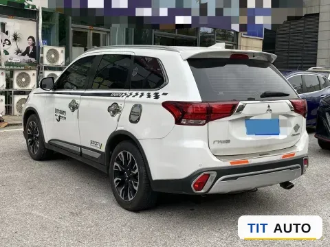 2019 Mitsubishi Outlander 3