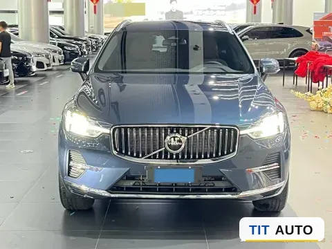 2025 Volvo XC60 2