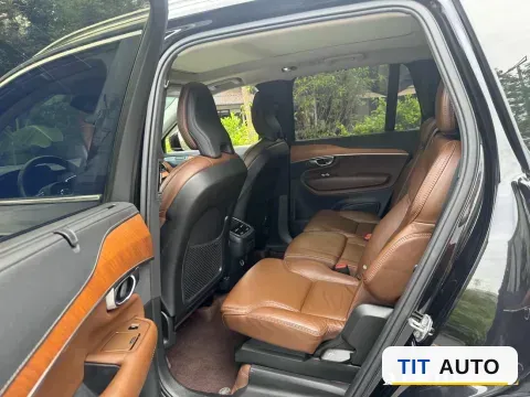 2019 Volvo XC90 6