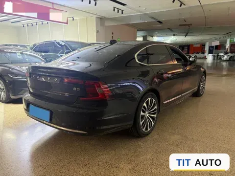 2023 Volvo S90 3