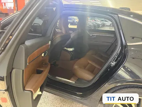 2023 Volvo S90 4