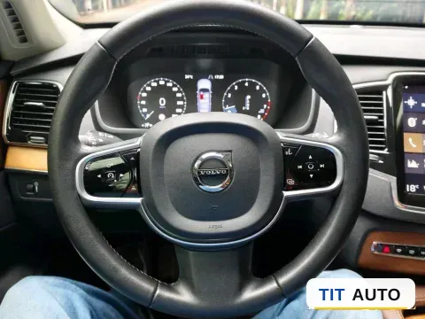 2019 Volvo XC90 11