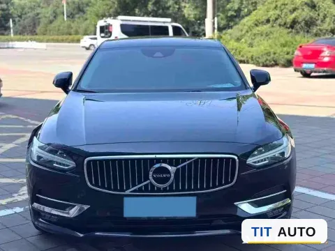 2020 Volvo S90 2