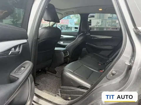 2018 Infiniti QX30 5