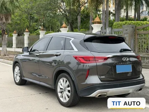 2018 Mitsubishi Pajero 4