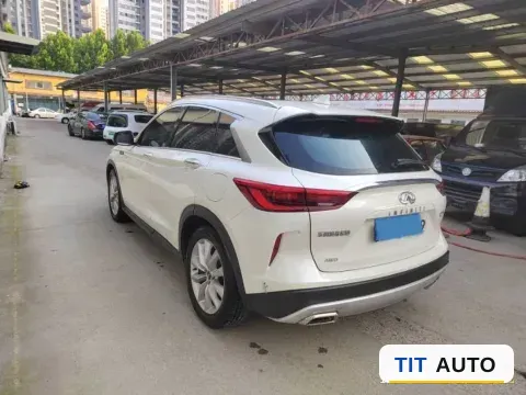 2018 Mitsubishi Pajero 4