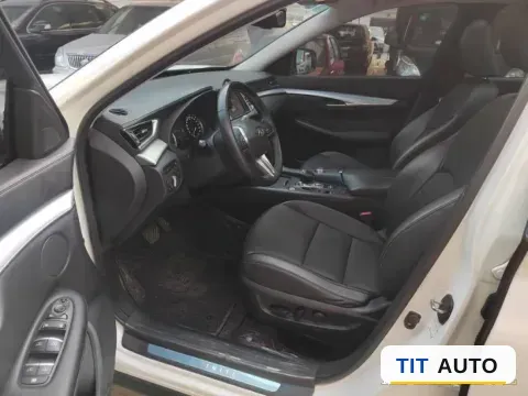2018 Mitsubishi Pajero 7
