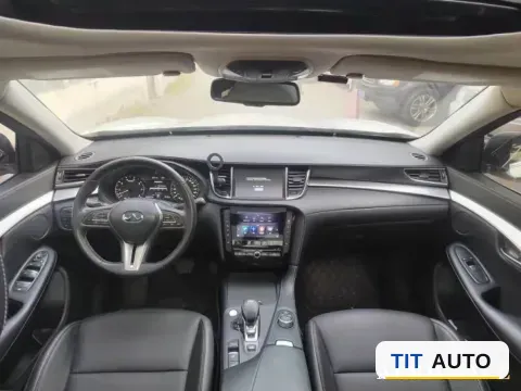 2018 Mitsubishi Pajero 9