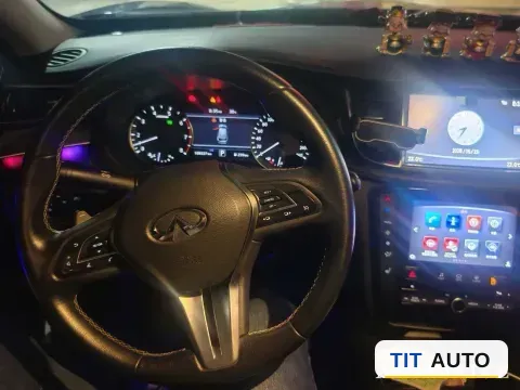 2018 Infiniti QX30 4