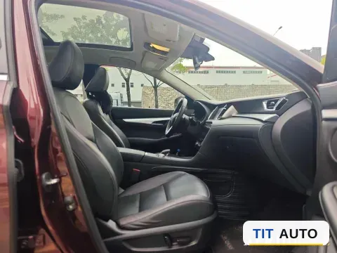 2018 Mitsubishi Pajero 4