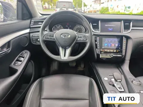 2018 Mitsubishi Pajero 5