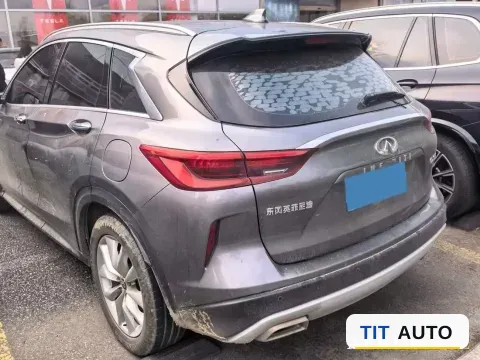 2018 Infiniti QX30 8