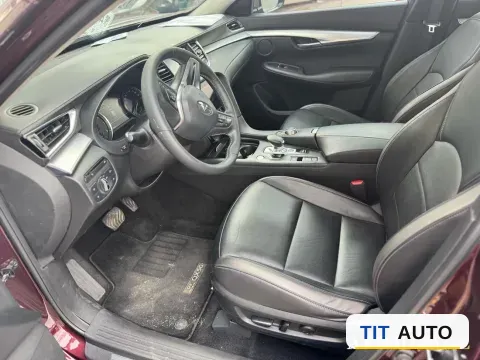 2018 Mitsubishi Pajero 5