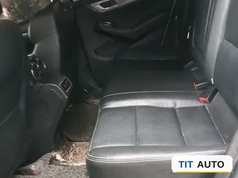2017 Zotye SR7 4