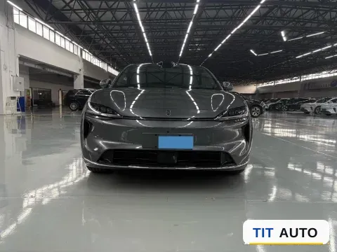2026 Luxeed R7 2
