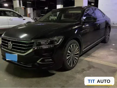 2019 Volvo V40