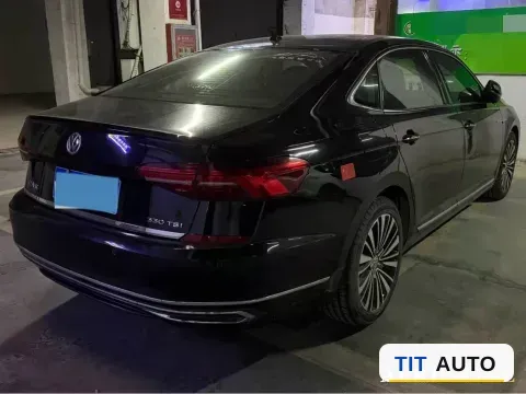 2019 Volvo V40 3