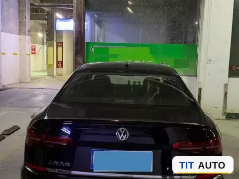 2019 Volvo V40 4